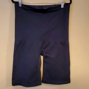 Empetur Hi Waisted Shaper Short Size 3XL NWOT'S